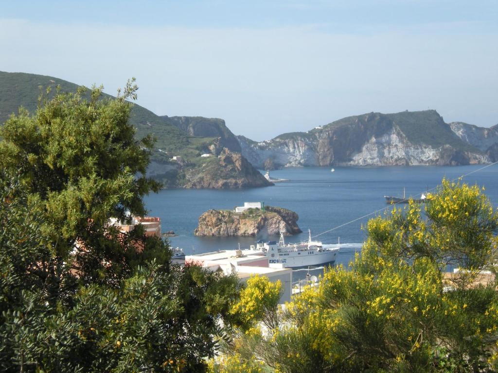 Villa Pina Ponza Extérieur photo